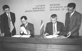 K1.JPG (13587 BYTES)