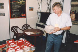 C10.JPG (32912 BYTES)