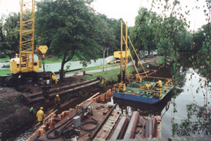 MI1.JPG (51815 BYTES)