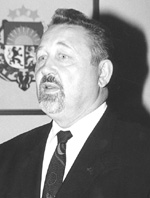 J6.JPG (14226 BYTES)