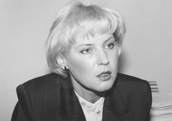 F6.JPG (14567 BYTES)