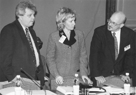 E7.JPG (23160 BYTES)