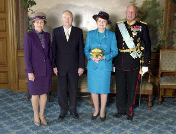 NORWAY2.JPG (64058 BYTES)