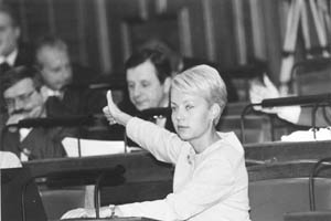 S1.JPG (13350 BYTES)