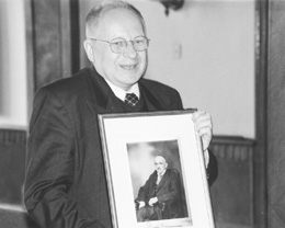 E3.JPG (19021 BYTES)