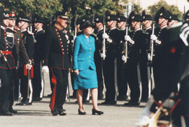 11.JPG (39064 BYTES)