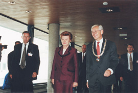 17.JPG (28153 BYTES)