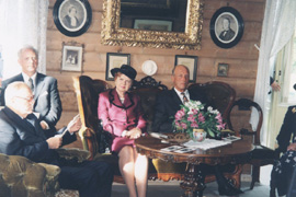 18.JPG (37199 BYTES)