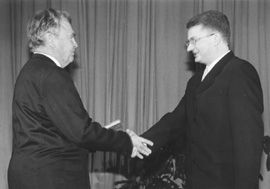 PP1.JPG (17342 BYTES)