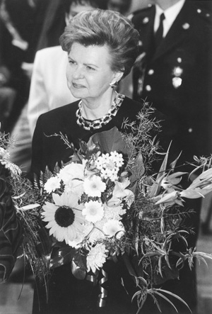 U1.JPG (58682 BYTES)