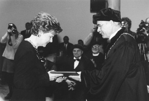 U7.JPG (22483 BYTES)