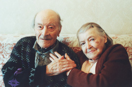 IZ5.JPG (29760 BYTES)