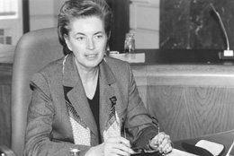 T4.JPG (21857 BYTES)