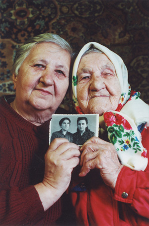 ANNA2.JPG (71094 BYTES)