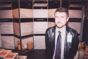 B2.JPG (37786 BYTES)