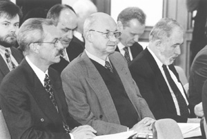 V5.JPG (27748 BYTES)