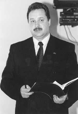 X4.JPG (33199 BYTES)