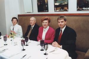 18.JPG (33457 BYTES)