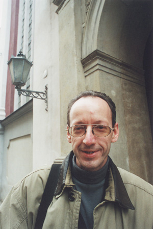 MI3.JPG (54193 BYTES)