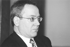 E3.JPG (18006 BYTES)