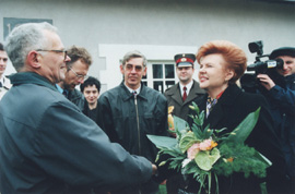 14.JPG (31224 BYTES)