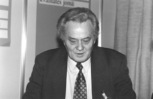 P1.JPG (20861 BYTES)