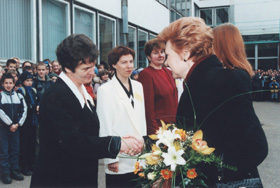 11.JPG (35904 BYTES)