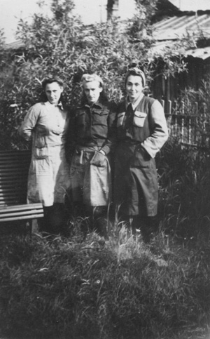 LA7.JPG (61877 BYTES)