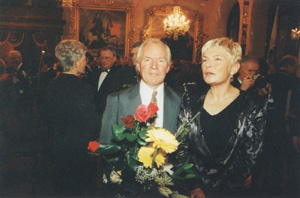 KU4.JPG (36747 BYTES)