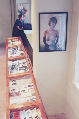 MI2.JPG (56535 BYTES)