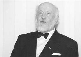 R12.JPG (13302 BYTES)