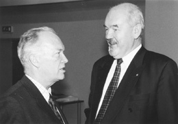 P4.JPG (16492 BYTES)