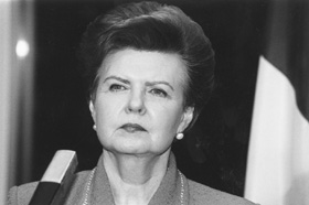 B5.JPG (17067 BYTES)