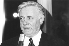 B7.JPG (17048 BYTES)