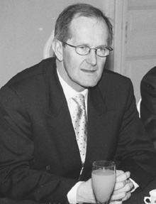 S2.JPG (21928 BYTES)