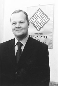 S3.JPG (36231 BYTES)