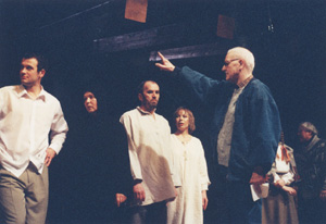 MI4.JPG (33079 BYTES)