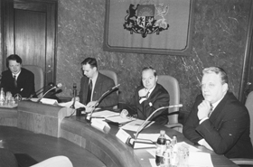 T2.JPG (39455 BYTES)