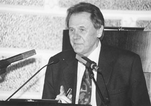 B11.JPG (18608 BYTES)