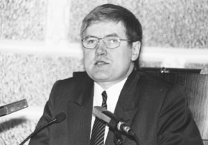 B3.JPG (17728 BYTES)