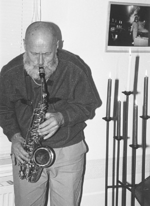 B1.JPG (46475 BYTES)