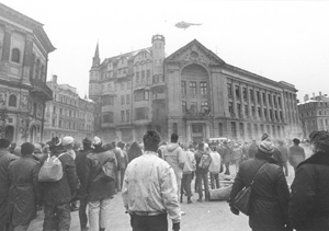 BAR2.JPG (27210 BYTES)