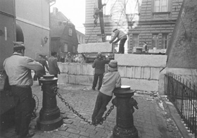 B1.JPG (27478 BYTES)