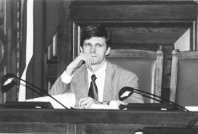 S3.JPG (23291 BYTES)