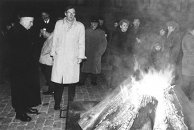 S4.JPG (23189 BYTES)