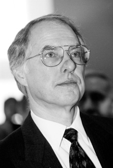 LUSIS-JANIS-VESTNIEKS.JPG (30738 BYTES)