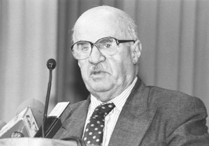 BA2.JPG (24492 BYTES)