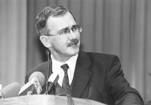 BA4.JPG (21516 BYTES)