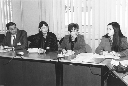 V1.JPG (56529 BYTES)