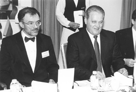 B2.JPG (24171 BYTES)